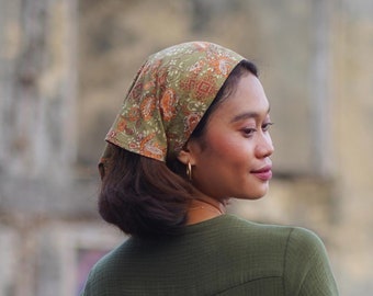 Boho triangle Head scarf Floral Olive Green, Kerchief bandana Sun Head Protection Beach Summer, Hairband Hippie Accessories 70s head wrap