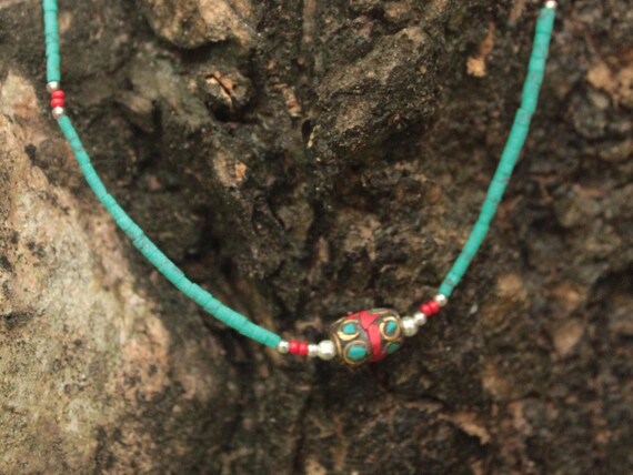 Delicate Multicolor Beaded Choker Necklace, Heishi Beaded Necklace Mosaic Charm Turquoise & Red, Minimalist Tribal Necklace