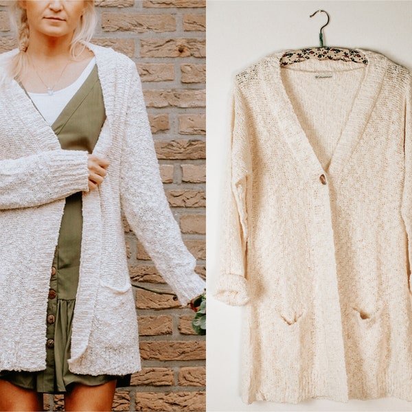 Kuschelige Strickjacke Wollweiss, Oversize Cardigan Grobstrick Cremweiß, Hippie Jacke gestrickt mit Taschen, Boho Pullover Beige