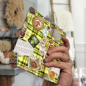 Cottage Core Mushroom Frog Glitter Skin for E-Reader - For Kindle Basic, Paperwhite 10th & 11th gen, Scribe and Oasis, Boox Color 7, Kobo