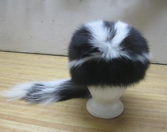 Handmade Skunk Fur Hat - Davy Crockett, Daniel Boone Style