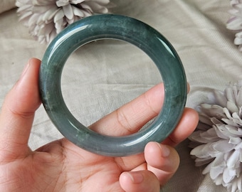 Brazalete de jadeíta verde aceitosa, jade birmano natural certificado de grado A (52 mm)