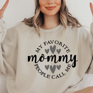 Mother's Day SVG / My Favorite People Call Me Mommy SVG / Mommy SVG / Cut File / Clip Art / Southern Spark / svg png eps pdf jpg dxf