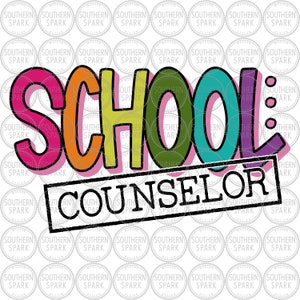 以下が含まれることがあります： ピンクの背景と黒いアウトラインで「SCHOOL COUNSELOR」と書かれたカラフルなテキスト。 「SCHOOL」という単語は、ピンク、オレンジ、イエロー、グリーン、ブルー、パープルの各文字が異なる色で書かれた、大きく太字の文字で書かれています。