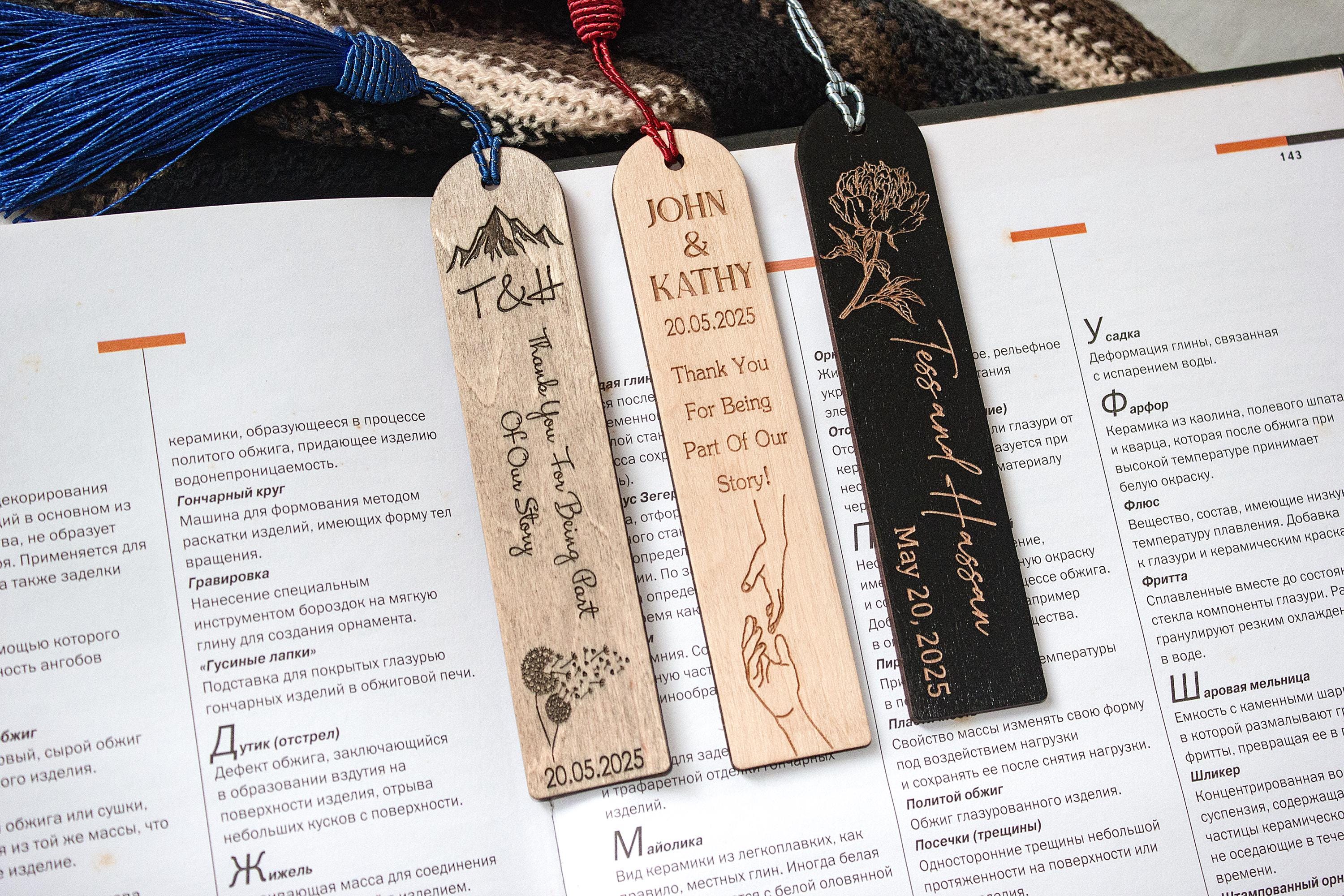 Bookmark Favors, Personalized Wedding Favor Gift, Wooden Place Cards, Custom Wedding Bookmarks in Bulk, Gift for Guest