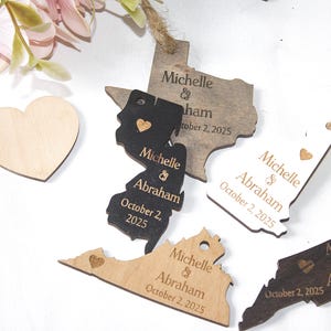 Enfeites de madeira para o estado, lembrancinhas ou ímãs para convidados de casamento, presentes rústicos de casamento em grandes quantidades, etiquetas personalizadas gravadas, lembranças para festa de casamento com mapa dos EUA
