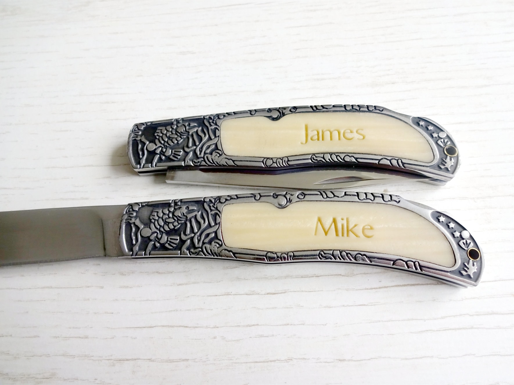 2 SET Personalized Pocket Knives. Gift for Him. Gift for Dad, Husband, Brother, Boyfriend, Groom, Groomsmen, Best man, Friend. Folding knife