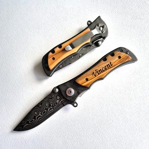Personalized Folding Knife DAMASK– Custom Engraved Pocket Knife Groomsman Gift, Father&#39;s Day, Anniversary Gift for Him, Wedding Party Favor
