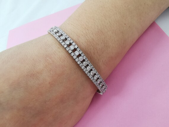 8 CTW Unique Designer Diamond Tennis Bracelet Certified Beautiful