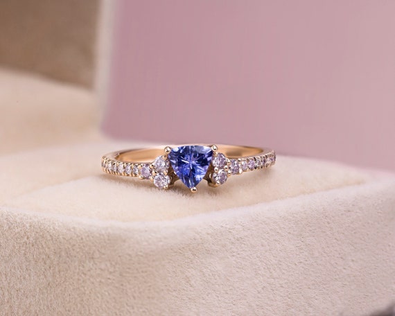 0.75 Carat Blue Tanzanite & Light Pink Diamond Ring, Solid 14k Rose Gold Solitaire Ring, Trilliant Cut Gemstone and Round Cut Diamond, Women