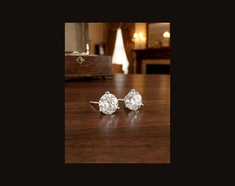 3 Puces d'oreilles avec diamants cultivés en laboratoire CTW E VVS2 Or blanc 14 carats certifié IGI, monture Martini 3 griffes