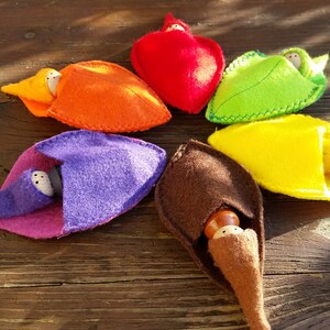 A Set of Six Matching Autumn Leaves and Gnomes Autumn Fall Sensory Toy ...