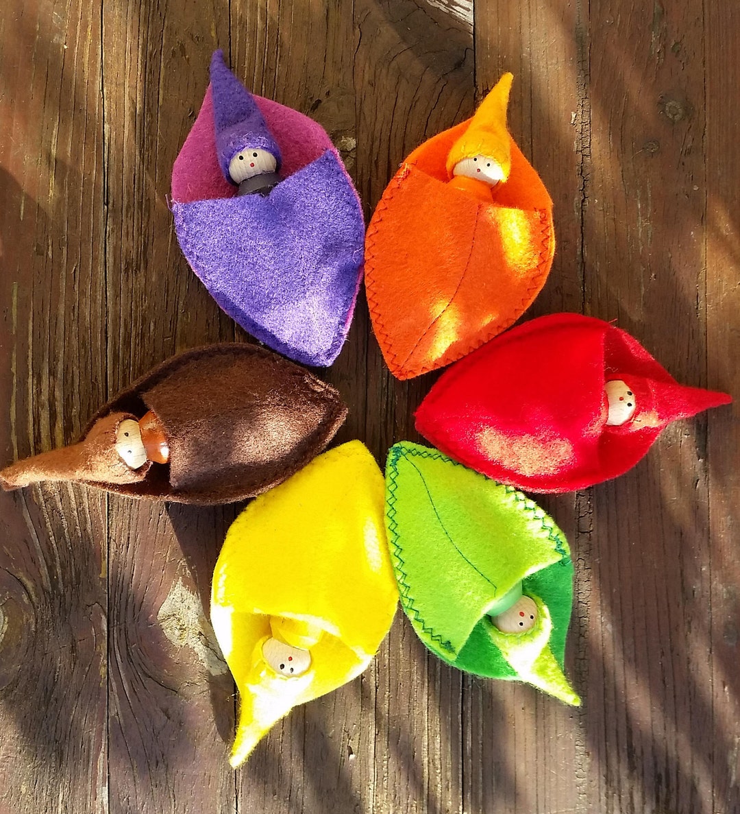 A Set of Six Matching Autumn Leaves and Gnomes Autumn Fall Sensory Toy ...