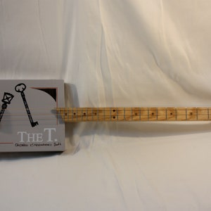 Cigar Box Guitar