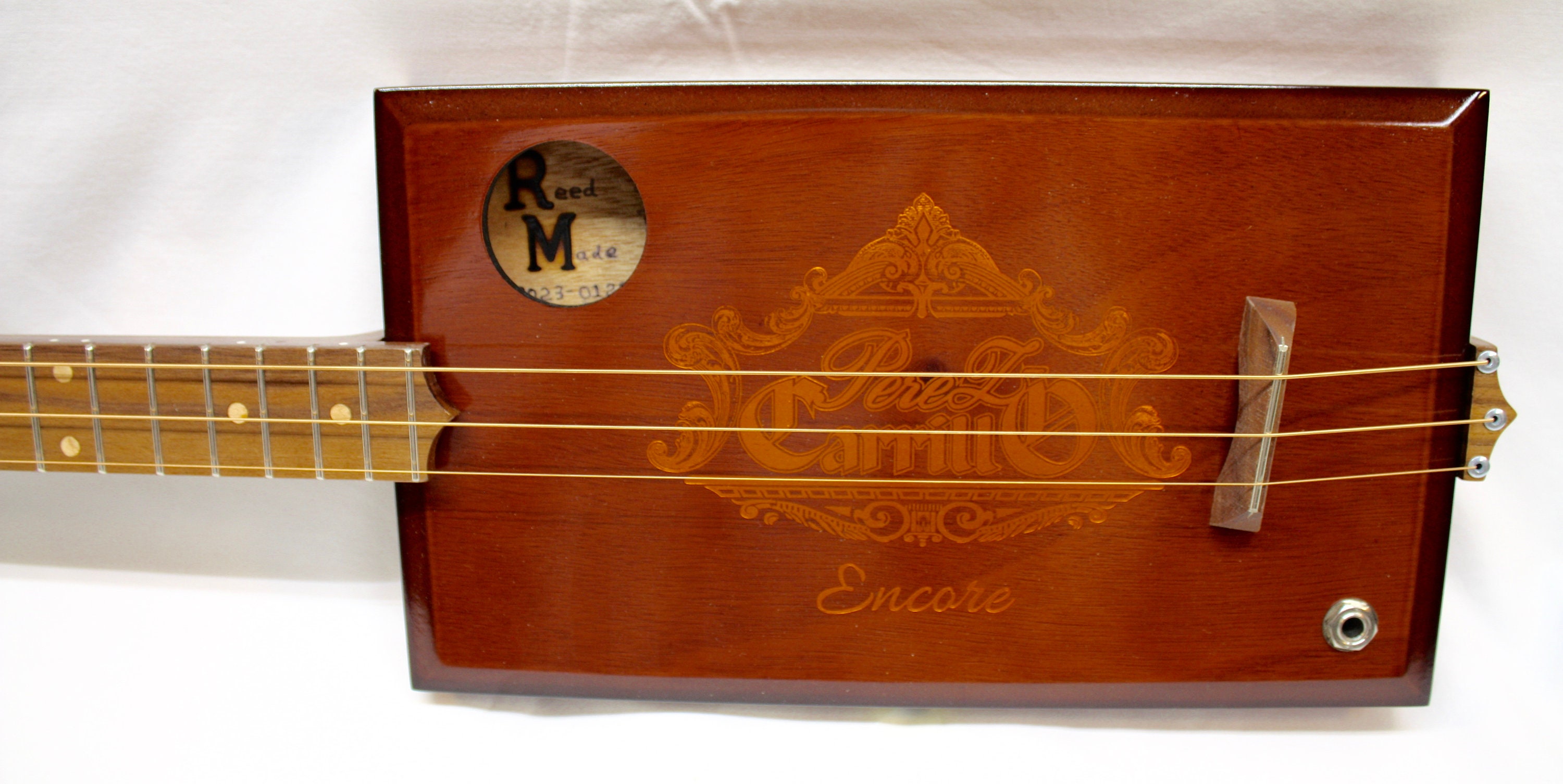 Cbg cigar box guitar - Etsy 日本