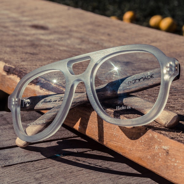 Wood and acetate frames for reading glasses model Verona, aviator style for men and women, bespoke glasses