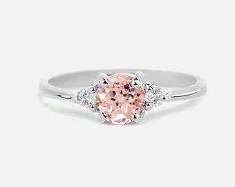Anillo de compromiso de zafiro de melocotón en oro blanco - zafiro de melocotón delicado y anillo de compromiso de diamantes-peach sapphire y anillo Art Déco de diamantes