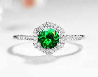 Green Tsavorite Six Prongs Art deco Engagement Ring | wedding and engagement Cluster Ring | Promise Elegant Diamond Ring in Rose Gold