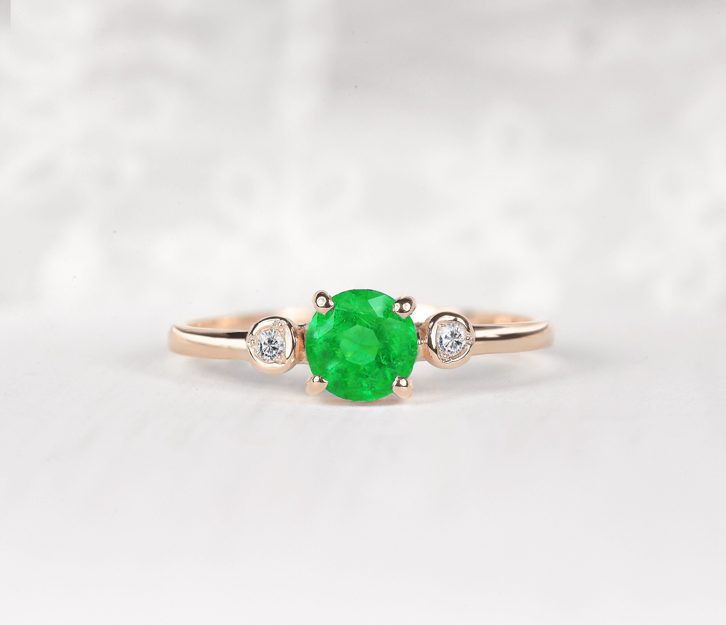 Emerald Art Deco Ring | Dainty Three Stone Ring | Emerald and Diamond Ring | Promise Ring | Diamond Multistone Ring | Rose Gold Bridal Ring
