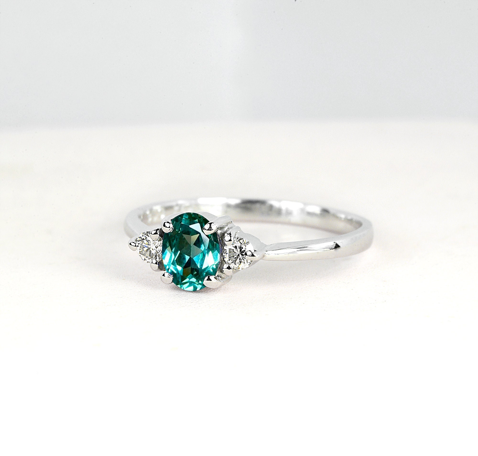 Oval Cut Mint Green Sapphire Ring Green Sapphire Diamond | Etsy