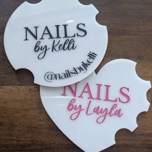 Personalized Nailfie Acrylic Round or Heart | Nail Tech Photo Prop | Nail Technician Custom Sign | Nail Hand Sign | Nail Disc Social Media