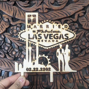 Welcome to Fabulous Las Vegas Happy Birthday 225-744 Cake Topper