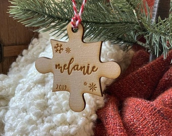 Personalized Puzzle Piece with Custom Name Christmas Ornament Keepsake