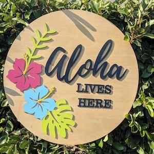 Aloha Lives Here Hibiscus Hawaii Wood Sign for Family Room Kitchen Bedroom Art Hawaiian Style Art