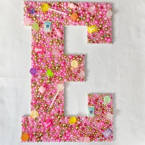Letter E