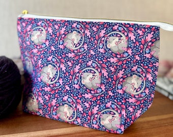 MEDIUM Project Bag for knitting, crochet / zippered pouch / knitting pouch / project pouch / knitting bag / crochet bag / craft bag