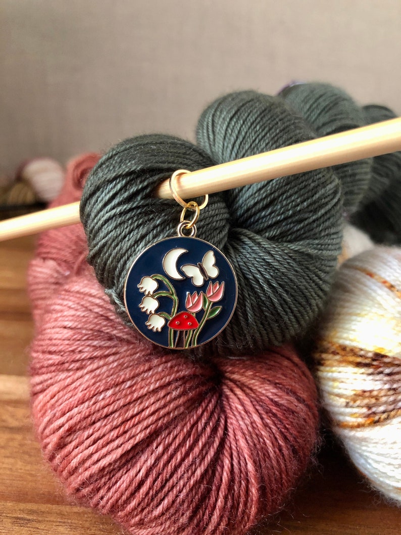 Mushroom Moon Stitch Marker / Crochet Stitch Markers / image 1