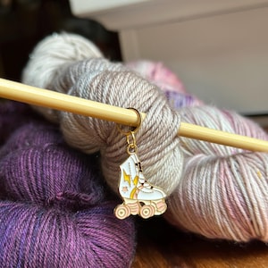 Roller Skate Stitch Marker, Skater Progress Keeper, Stitch Marker, Crochet Progress Keeper, Knitting Marker