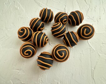 16 mm Black and gold polymer clay round beads set of 12/ pattern beads/DIY beads craft jewelry supplies/assorted clay beads
