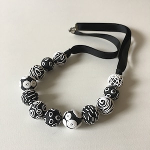 Black and white chunky statement beaded necklace/boho style jewelry/Dark blue and  white asymmetric beads/monochrome outfit