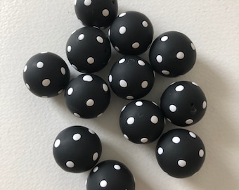 18 mm Black white polka dot round beads set of 12/monochrome polymer clay beads/DIY beads/beads craft jewelry supplies/assorted clay beads