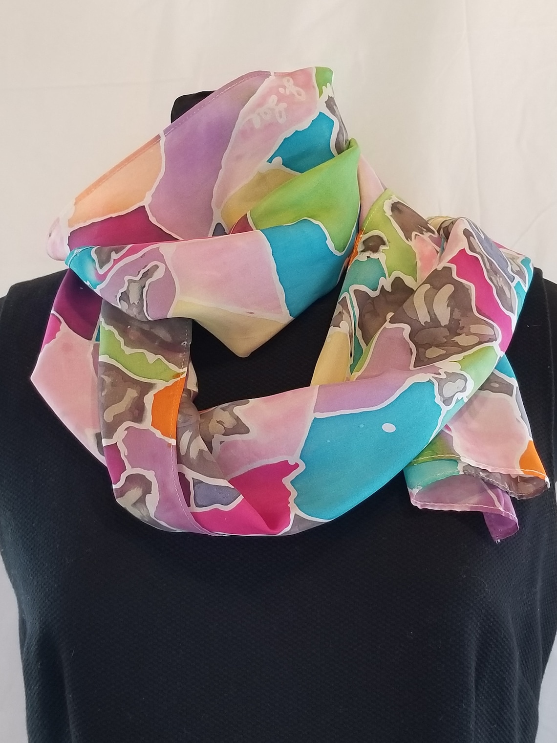 Foulards colorés en soie, soie peinte à la main, foulards uniques, foulards en soie faits à la
