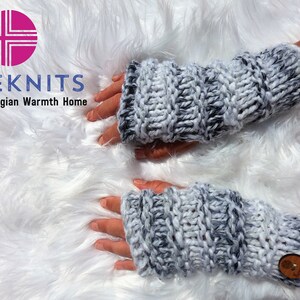 Hygge Fingerless Mittens - Marble // Fingerless Gloves // Wool Gloves // Women&#39;s Gloves // Winter Gloves // Norwegian Knit