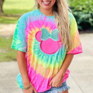 NEW ARRIVAL Tie Dye Mouse Head Glitter T shirt Retro Hippie Vacation Matching Shirts Unisex Bow Orlando Best Seller Popular