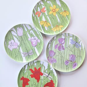 Villa Vanilla Palm Beach  Francis 11&quot; LARGE DINNER Plates FLOWERS Set of 4 Mint