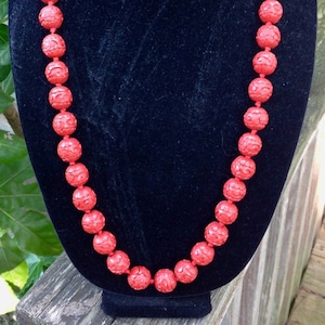 Vintage Chinese Export Lacquer Cinnabar Bead Necklace, Hand Carved & Knotted, Gilded Gold Tone Filigree Clasp