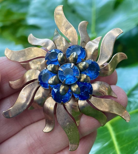 Petal Power Retro Floral Blue Petal Power Retro Floral Blue