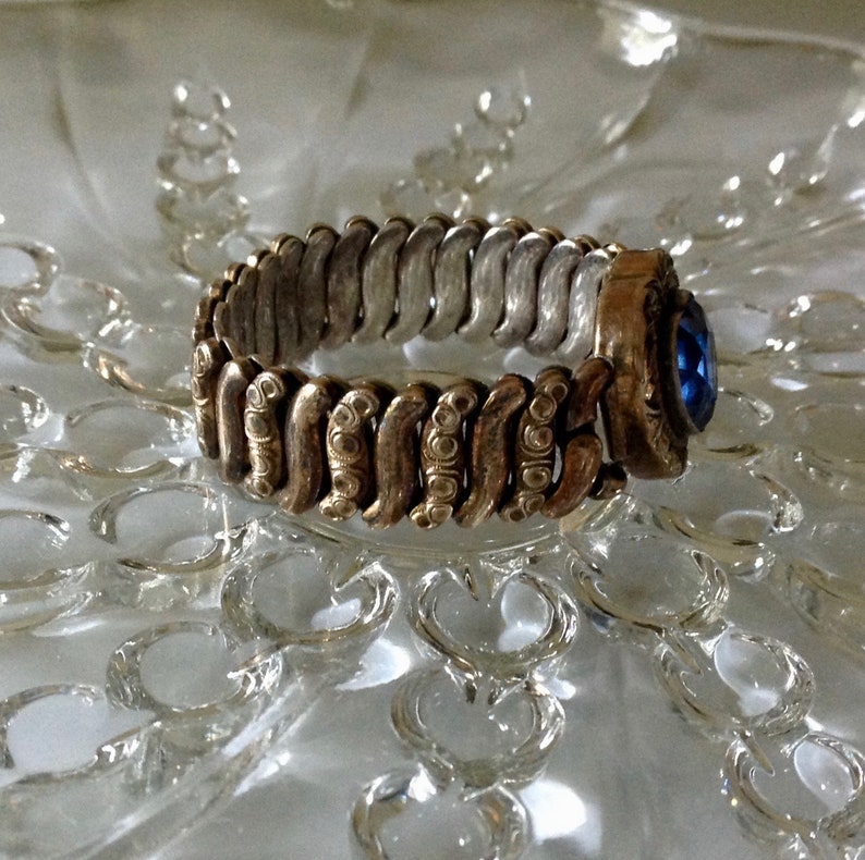 Vintage 1940/'s Co-Star Heart Sweetheart Expansion Bracelet Luscious Blue Rhinestone Focal WW II Bracelet Adjustable to 7 12 Inches