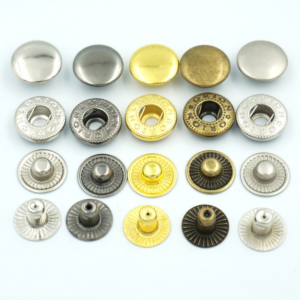 Lot de 10 boutons pressions métal à riveter auto moto ø 15 mm + outil de  pose / nickel - Un grand marché
