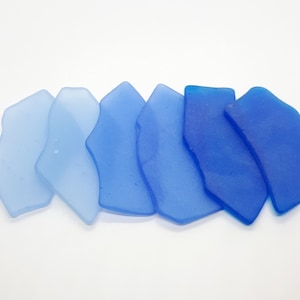 Blue Sea Glass Place Cards - Set of 20 - Irregular Shaped Pieces