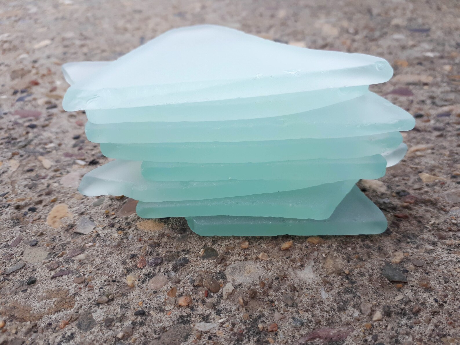 TETOU Blank Irregular Shaped Pieces Sea Glass Place Cards DIY Name Cards For Beach Wedding Banquets Dinner Party Events Decoration 820908f8 313e 407d A1e8 F9af1fba2c73.87bd6c6da30c96295ea608e223813f5d