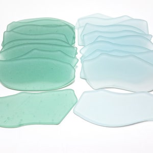 Mélange Beach Breeze - Marque-places en verre de mer - Lot de 20 - Pièces de forme irrégulière