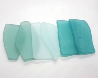 Sea Green & Teal Sea Glass Place Cards - Set of 20 - Irregular Shaped Pieces