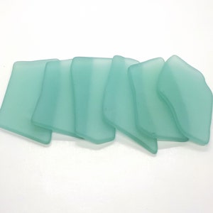 Vert d'eau foncé - Marque-places en verre de mer - Lot de 20 - Pièces de forme irrégulière