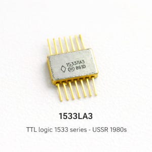 Vintage Soviet IC 1533LA3 • USSR Logic Microchip • Gold Pins Ceramic Package • 1533 Series Integrated Circuit • Cold War Electronics