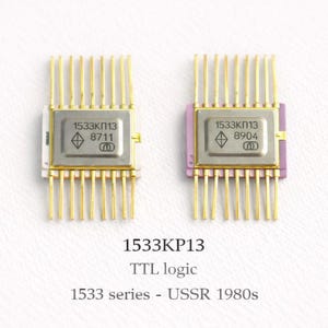 Vintage Soviet IC 1533KP13 • USSR Logic Microchip • Gold Pins Ceramic Package • 1533 Series Integrated Circuit • Cold War Electronics